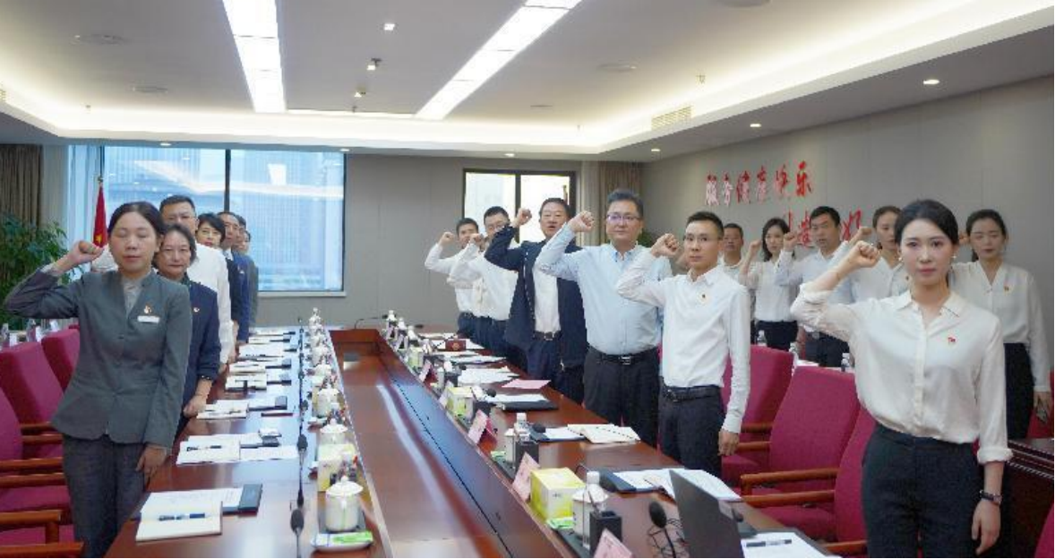 省人生就是博尊龙凯时集团总部第一党支部与锦江宾馆客房部支部开展结对共建主题党日运动